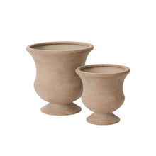 Load image into Gallery viewer, Wallace Urn
