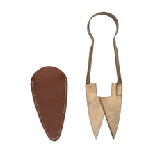 Load image into Gallery viewer, Shears &amp; Leather Sheath
