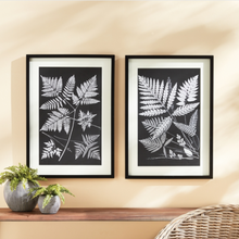 Load image into Gallery viewer, Contrast Fern Print
